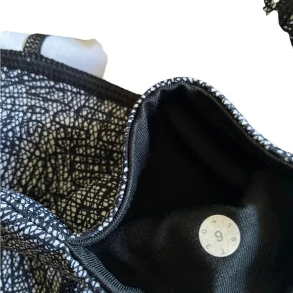 Lululemon Wunder Under Pant (Mid Rise ) Luon Suited Jacquard Black White… - Picture 6 of 10
